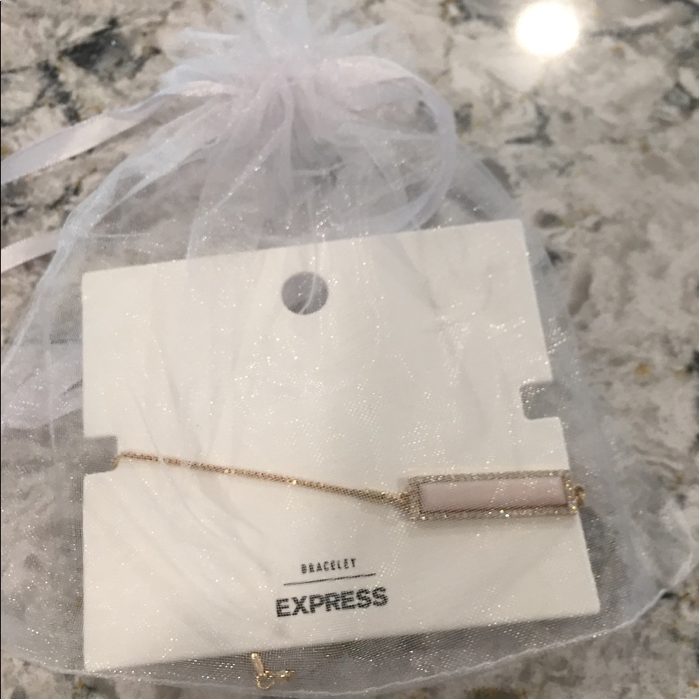 Express pink bracelet